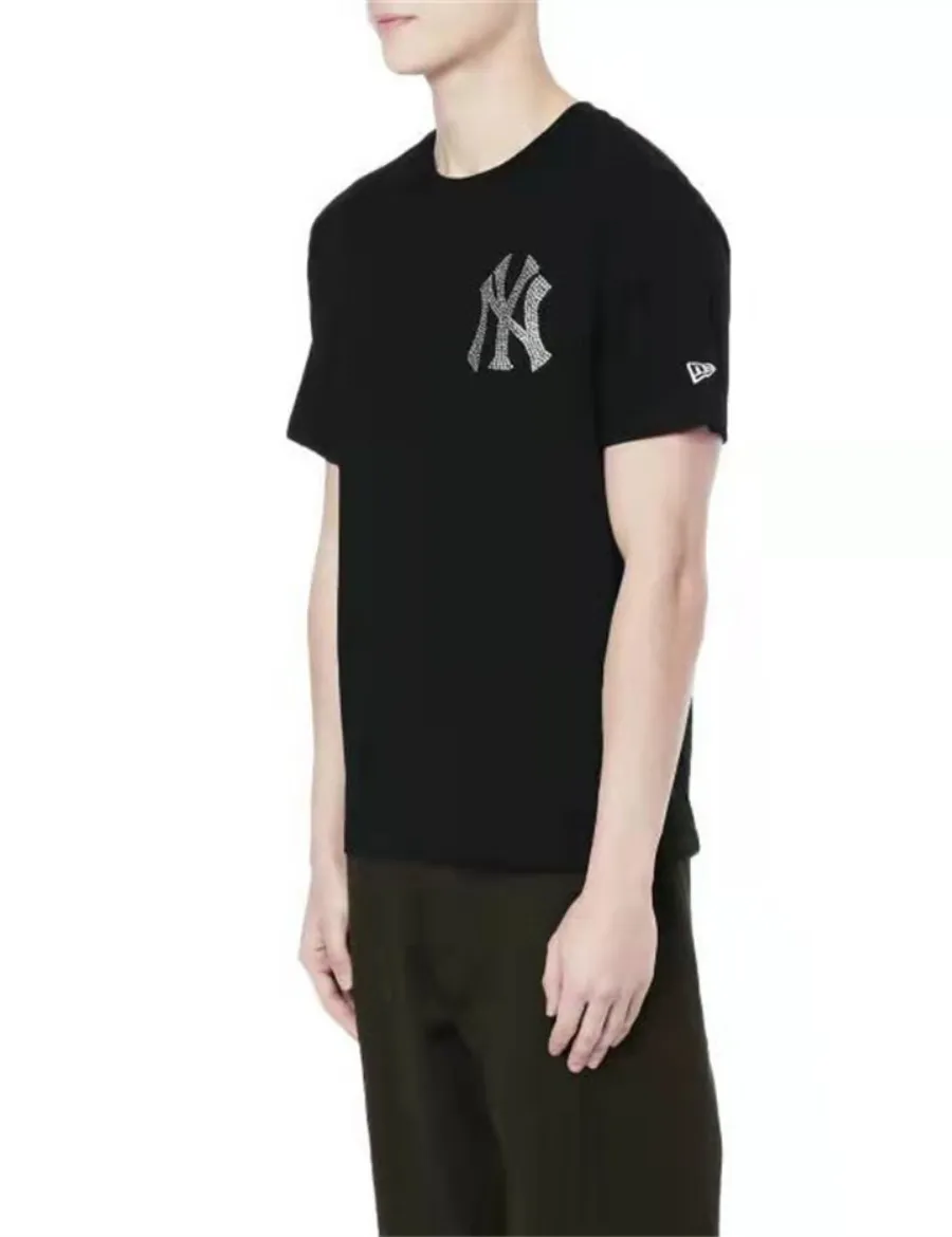 MLB New Era New York Yankees Metallic Logo T-shirt (Black)