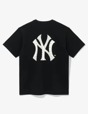 New Era New York Yankees Metallic Logo T-Shirt (Black)