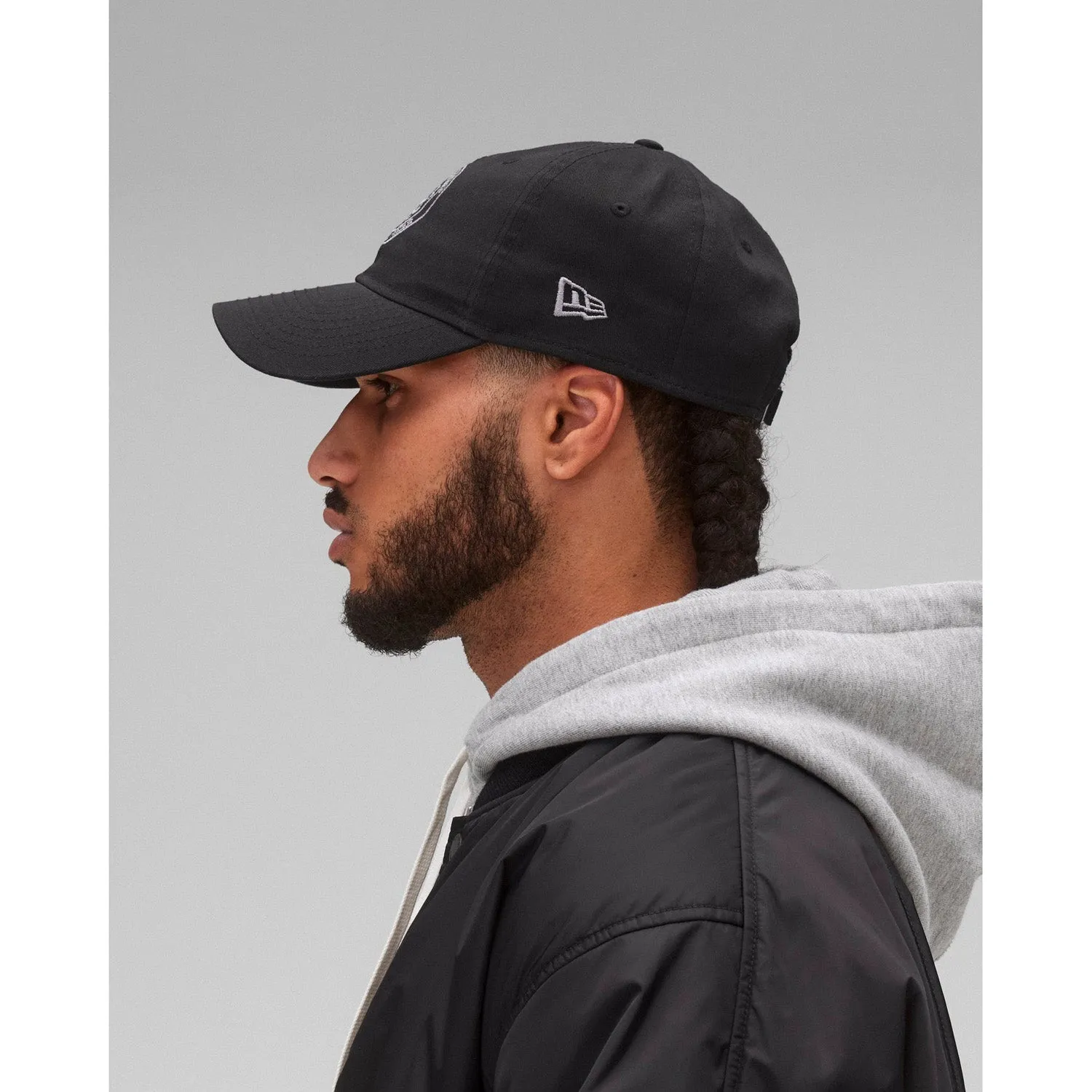 Reigning Champ Men Woven New Era 9Twenty Crest Logo Cap Black Charcoal